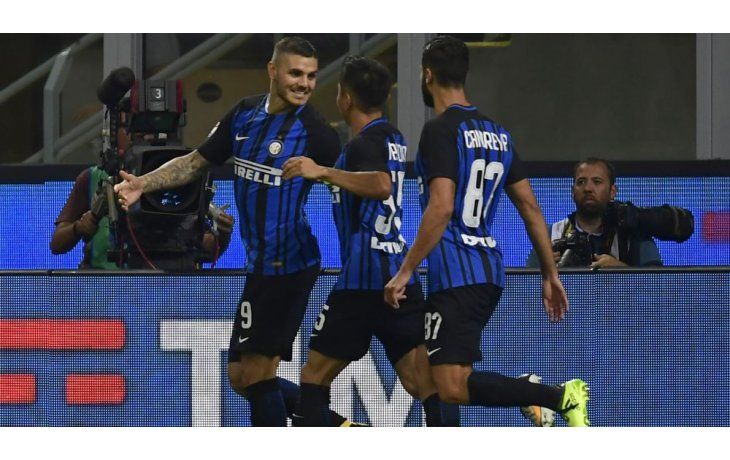 Mauro Icardi anotó dos goles para Inter.