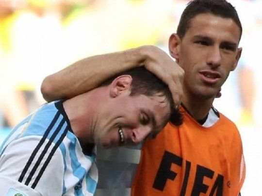 messi maxi rodriguez.jpg