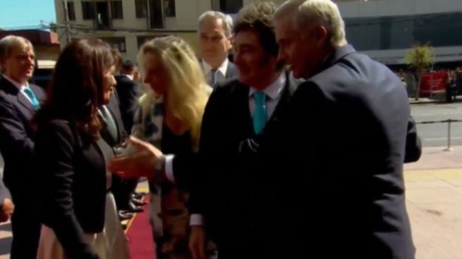 Así fue el saludo entre José Antonio Kast y Javier Milei. 