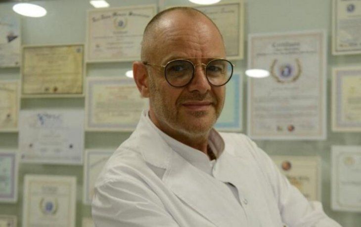 El doctor Mühlberger. 