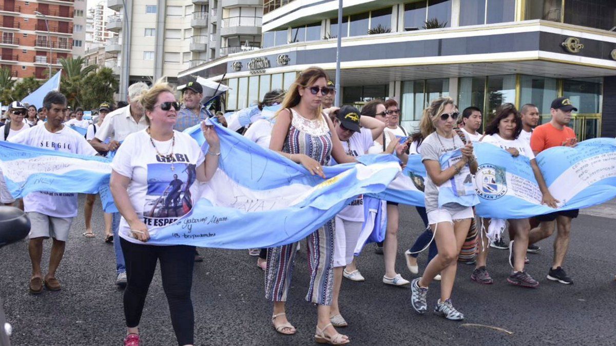 Espionaje M: familiares del ARA San Juan se presentaron ante el juez Villena