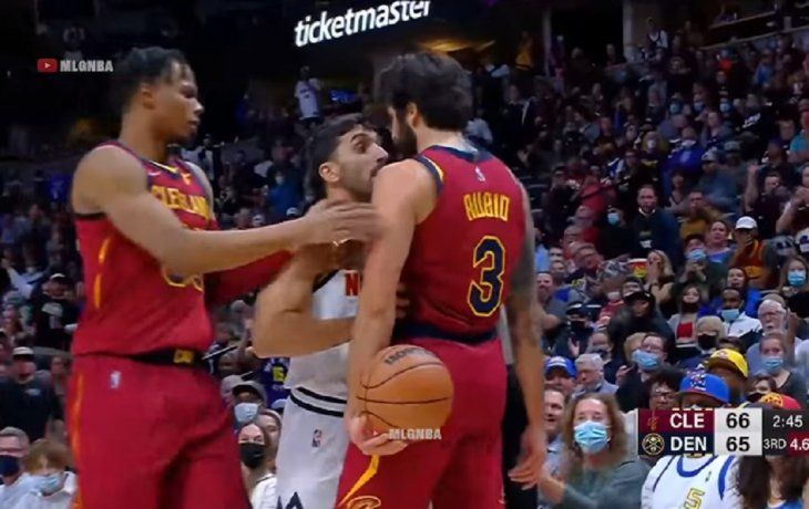 se pico: campazzo tuvo un intenso cruce cara a cara con el espanol ricky rubio