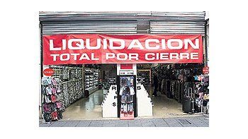 ámbito.com | Cada vez son más los locales vacíos en la calle Florida. Ya ni el boom del turismo parecieraalcanzar para que los comercios en la zona subsistan.