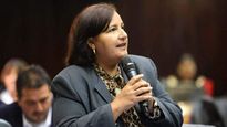 Uno de los pedidos de detención es contra Dinorah Figuera, quien reemplazó a Juan Guaidó como titular del Parlamento opositor.
