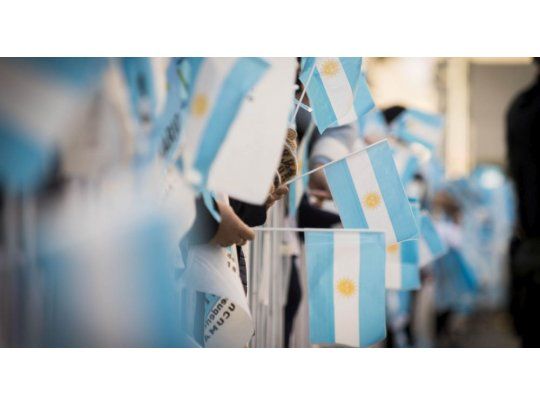 Revelan cuál es el verdadero color de la bandera argentina