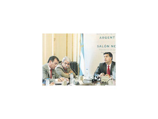 El gobernador de Mendoza se reunió ayer a la mañana con Jorge Capitanich y Aníbal Fernández para analizar la crisis de vitivinícolas.