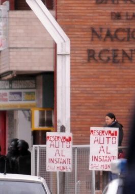 Sucursal del Banco Nación situada en Tucumán y Rivadavia