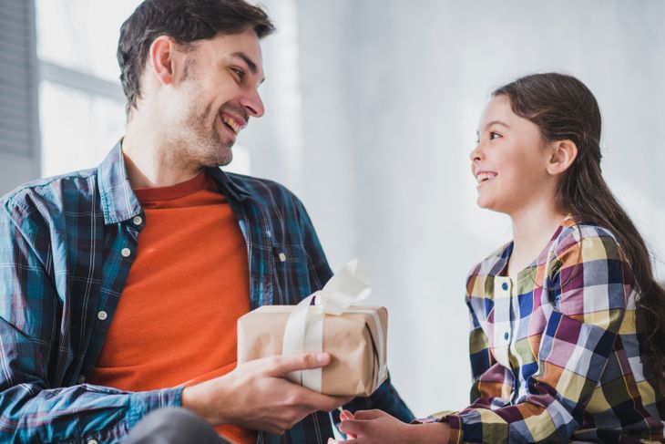 Un gesto cotidiano puede adquirir un significado especial según quién lo recibe y cuándo ocurre.