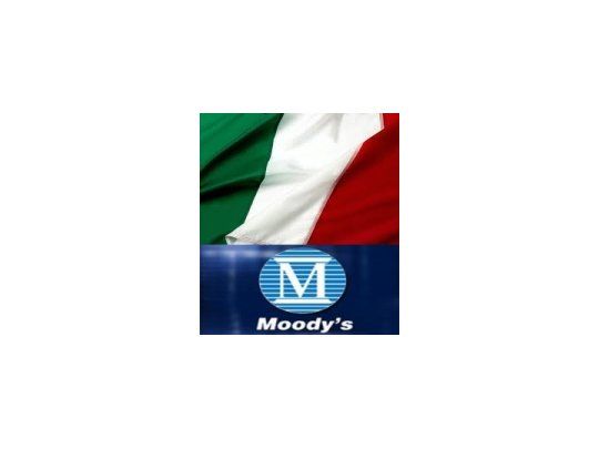 Moody´s rebajó la nota a 13 bancos italianos