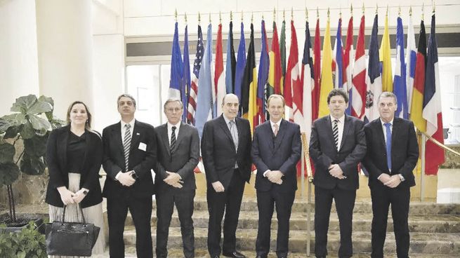 avanzada. La misión en EE.UU. está encabezada por el gobernador Gustavo Bordet y el ministro de Agricultura, Juan José Bahillo.