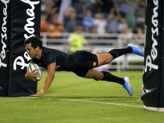 Moroni, centro de Jaguares, fue la gran figura con dos tries.