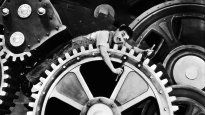 Tiempos Modernos está dirigida, escrita y protagonizada por Charles Chaplin.&nbsp;