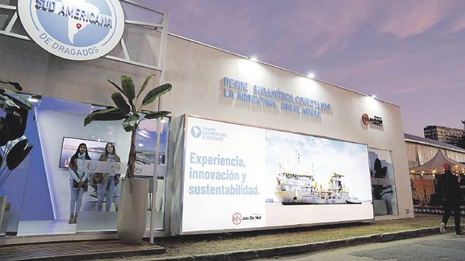 Espacio. A través de Compañía Sud Americana de Dragados, el grupo internacional Jan De Nul instaló un stand en la Exposición Rural 2022.