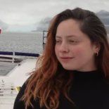 En el operativo por la busqueda de la joven de 23 años participaron un nadador de rescate, un guardacostas con personal especializado, buzos pertenecientes a la Estación de Salvamento, Incendio y Protección Ambiental de la Prefectura en Puerto Madryn. En el operativo por la busqueda de la joven de 23 años participaron un nadador de rescate, un guardacostas con personal especializado, buzos pertenecientes a la Estación de Salvamento, Incendio y Protección Ambiental de la Prefectura en Puerto Madryn.