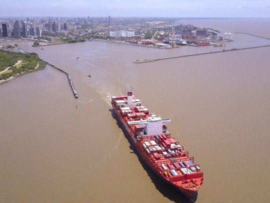 Balanza Comercial Superávit Déficit Exportaciones Importaciones Aduana Transporte Fluvial