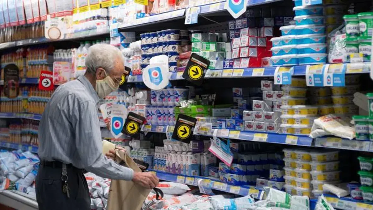 According to a report, inflation will close the year at 90%