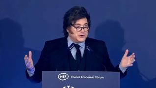 El mandatario argentino calificó de “impresentable dictador” al presidente del Gobierno y convocó a desplazar a los socialistas del poder. También cuestionó la política migratoria y reivindicó su alianza con Isabel Díaz Ayuso y Santiago Abascal.