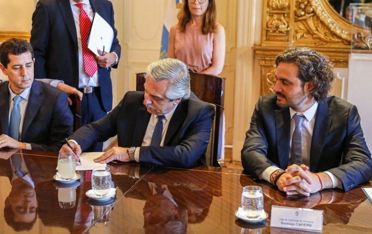 cafiero: no esta previsto ningun cambio de gabinete