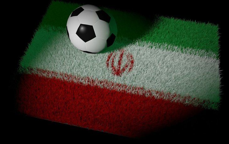 Las mujeres tienen vetado el acceso a los estadios de Irán  desde la Revolución Islámica de 1979.