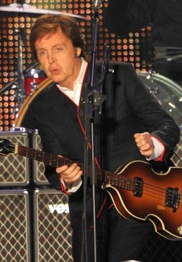 El músico llega tras su paso por Brasil
