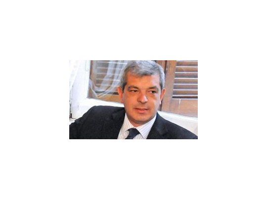 Julían Domínguez.