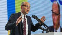 El funcionario Andriy Parubiy perdió su vida tras recibir varios disparos al mediodía.
