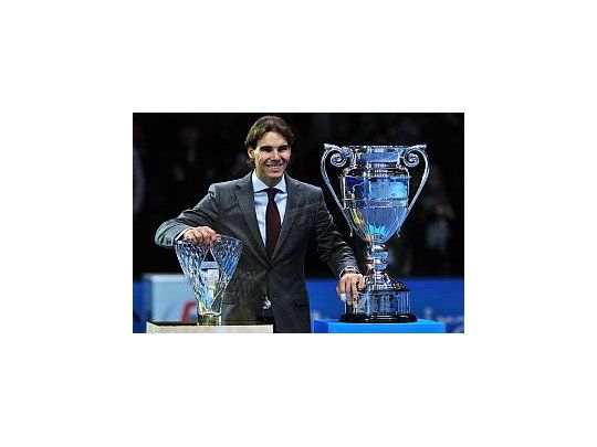 Rafa, junto al premio del Regreso del Año y el del número 1 del 2013.
