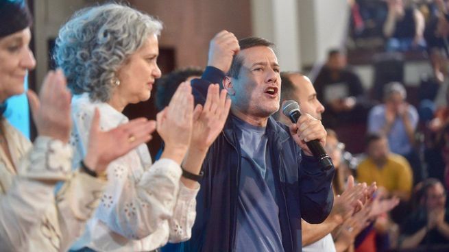 La campaña de Fuerza Patria en Buenos Aires: sin comando unificado, cada cual atiende su juego