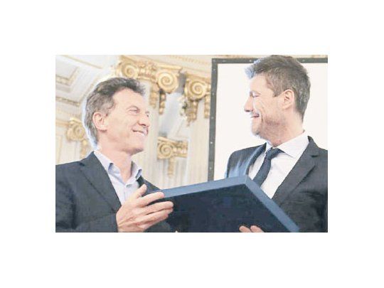 El presidente de la Nación, Mauricio Macri, recibió en la quinta de Olivos al vicepresidente de San Lorenzo y candidato a presidente de la AFA, Marcelo Tinelli.