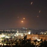 Luego del ataque en conjunto de EEUU e Israel el sábado, Irán contestó con represalias en diversos puntos de países aliados y se teme que el conflicto escale. Luego del ataque en conjunto de EEUU e Israel el sábado, Irán contestó con represalias en diversos puntos de países aliados y se teme que el conflicto escale.