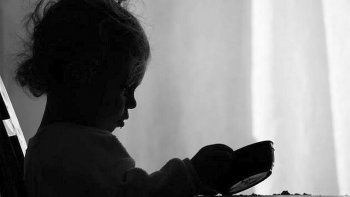 La pobreza afectó a 4,3 millones de niños en 2024.
