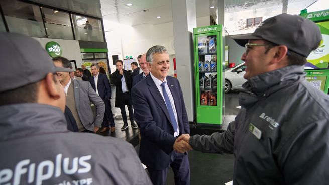 Marín, en Salta durante la inauguración de la primera estación Refiplus.&nbsp;