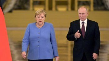 Angela Merkel y Vladimir Putin.