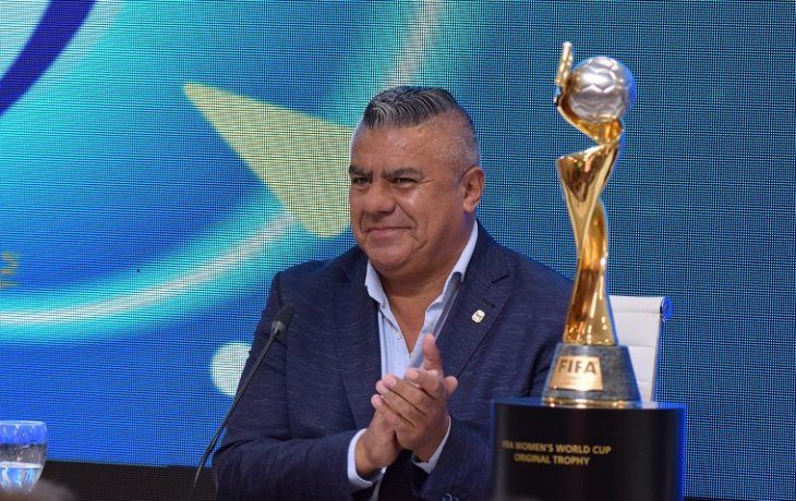 Claudio Tapia arremetió, otra vez, contra la Superliga.