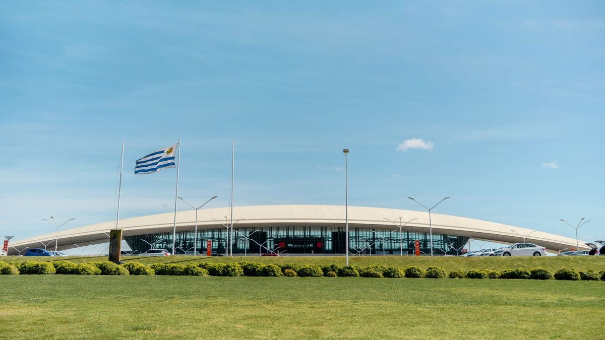 Carrasco International Airport closed January with a historical passenger record
