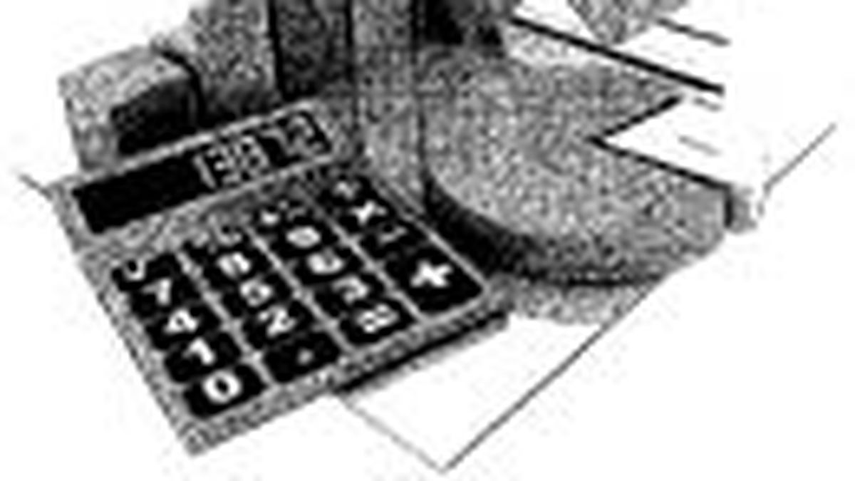 Bonds in dollars rebounded up to 3.5% and the Merval lost 1.9%