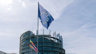 La resolución establece que sólo será válida una indicación clara, afirmativa, libremente dada e inequívoca del consentimiento en las relaciones sexuales. La resolución establece que sólo será válida una indicación clara, afirmativa, libremente dada e inequívoca del consentimiento en las relaciones sexuales.