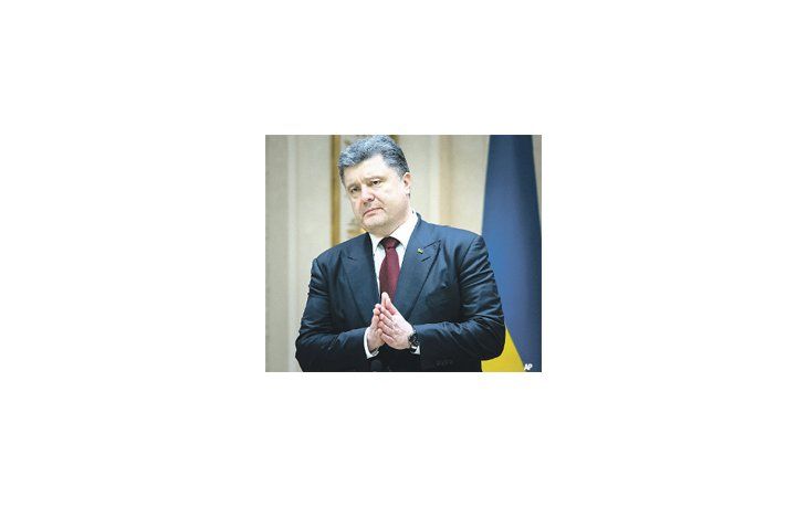 ámbito.com | El presidente ucraniano, Petró Poroshenko, denunció que Rusia envió artillería pesada a rebeldes mientras se rubricaba el acuerdo.