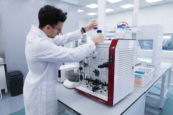 La Libertad Avanza reconoce que, en parte, la demora responde a reclamos de los laboratorios. La Libertad Avanza reconoce que, en parte, la demora responde a reclamos de los laboratorios.