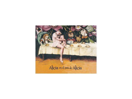 En la obra de Alicia Carletti existe una relación con ciertas fuentes literarias de ensoñaciones infantiles en un mundo de fantasías.