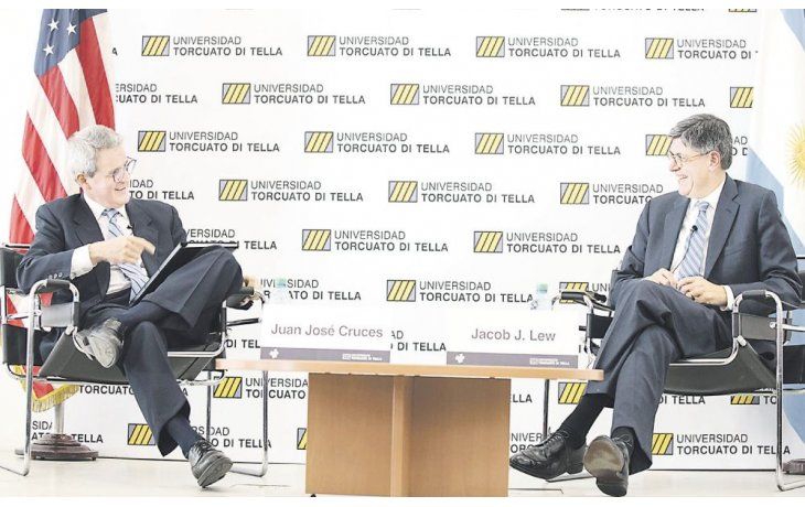 expositor. En la Universidad Di Tella, Jack Lew dio una charla cuyo moderador fue Juan José Cruces.