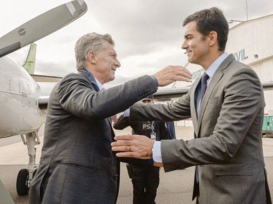encuentro. Mauricio Macri viajó a Salta ayer para la segunda reunión en una semana con el gobernador Juan Manuel Urtubey.