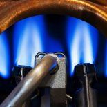 La discusión por el gas volvió así al centro de la escena política y económica argentina, atravesada por subsidios, tarifas, infraestructura y una disputa cada vez más intensa sobre cómo repartir los costos de la transición energética y fiscal del país. La discusión por el gas volvió así al centro de la escena política y económica argentina, atravesada por subsidios, tarifas, infraestructura y una disputa cada vez más intensa sobre cómo repartir los costos de la transición energética y fiscal del país.