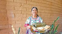 Turismo en Oaxaca: dónde comer tamales de hierba santa y qué visitar en la Sierra Mazateca.