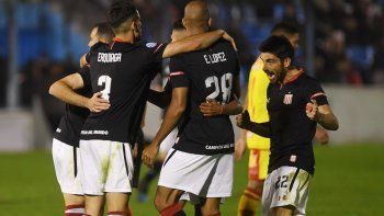 brana tuvo su despedida perfecta en estudiantes