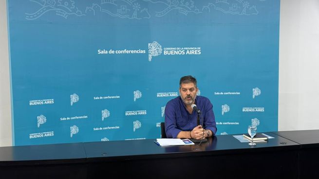 Carlos Bianco encabezó su última conferencia de prensa del 2025.
