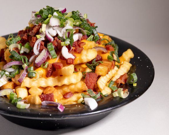 Se recomiendan sus papas fritas “Completas”. Se recomiendan sus papas fritas “Completas”.