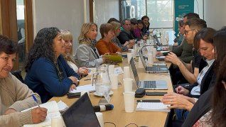 El FUDB agrupa a los sindicatos docentes de AMET, FEB, SADOP, SUTEBA y UDOCBA.