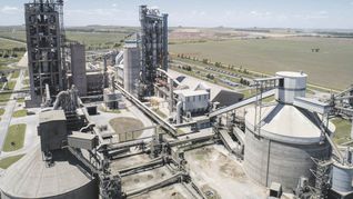 Ecológica. La planta de L’Amalí cumple con las normas internacionales sobre cuidado del medio ambiente.