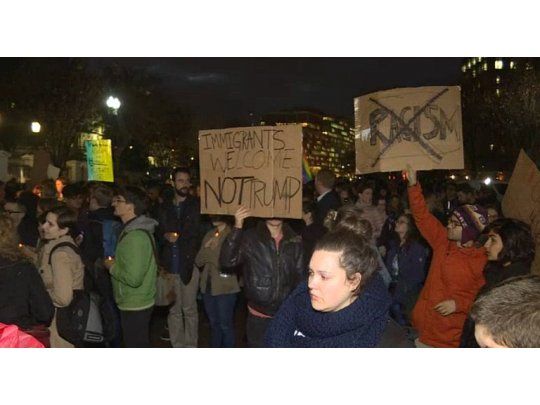 Nuevas protestas y detenidos en EEUU; Trump dijo que es injusto y culpó a los medios